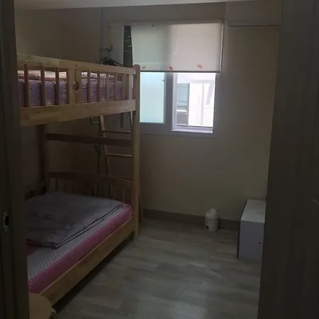 In Guesthouse - Hostel